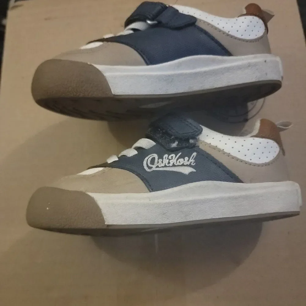 Oshkosh B'osh Toddlers Multicolor Low Top Sneaker Shoes Size US 7 M